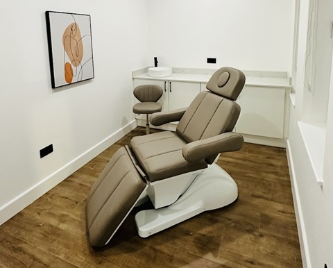 Treatment room at Minsony