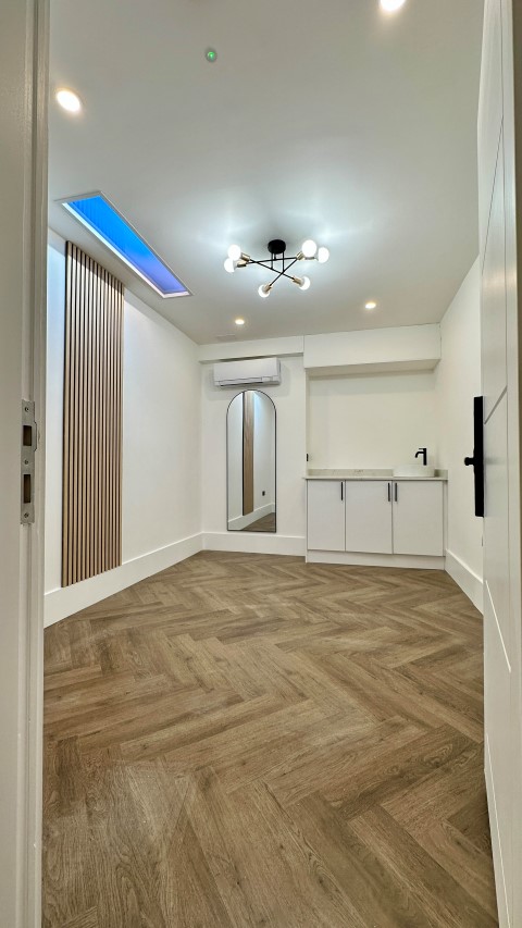 The Beauty & Business of Baker Street: Why It’s the Perfect Location for Wellness Professionals